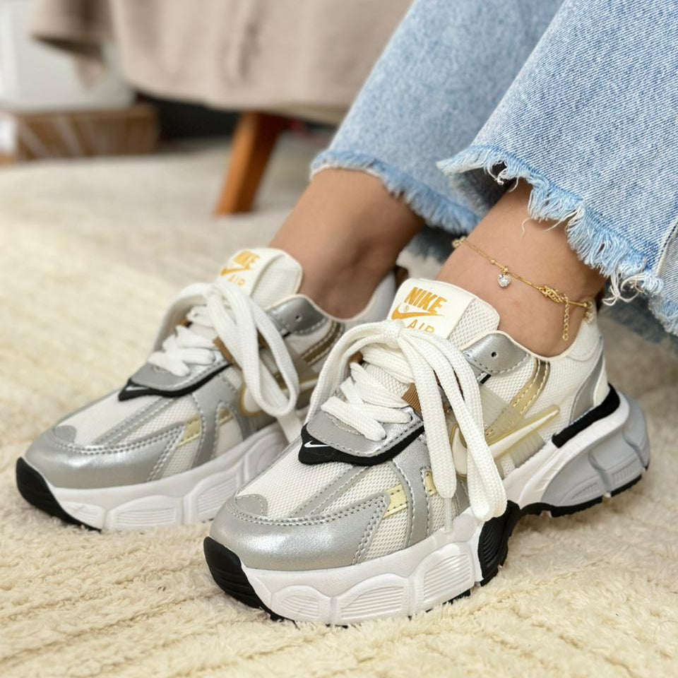 TENIS DEPORTIVO