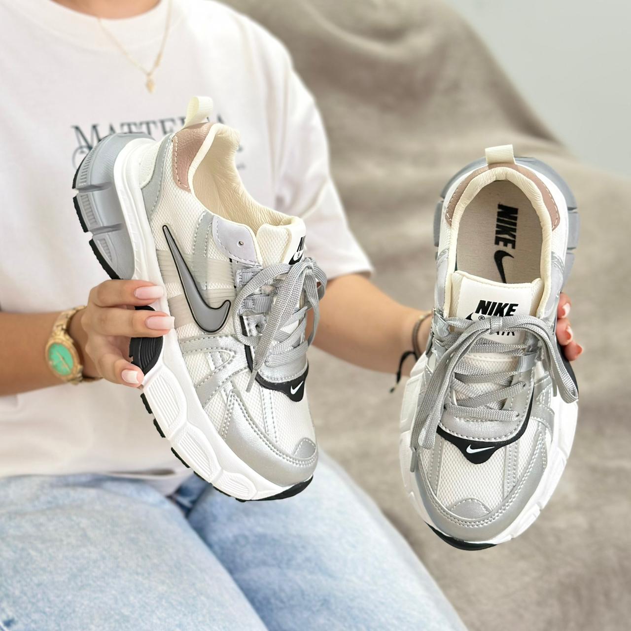 TENIS DEPORTIVO
